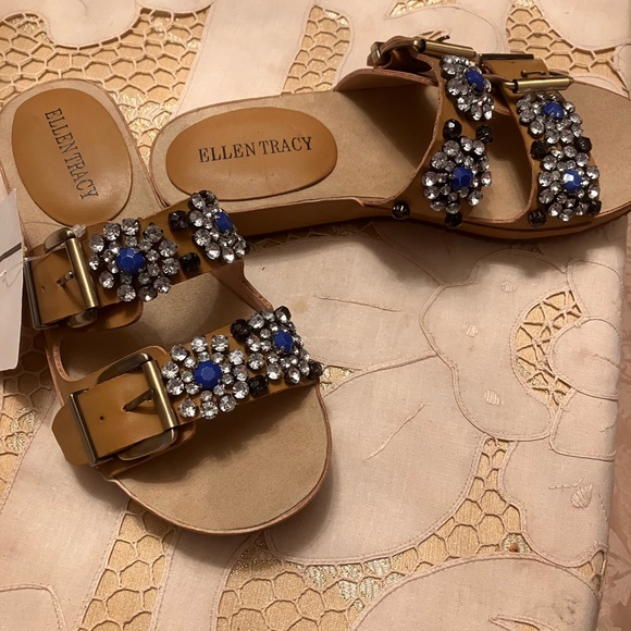 Ellen Tracy sandals - Picture 1 of 5